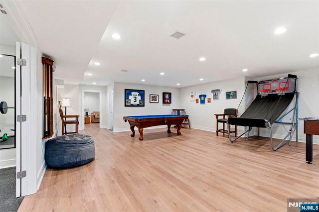 44 Crestwood Drive, Glen Rock, NJ 07452