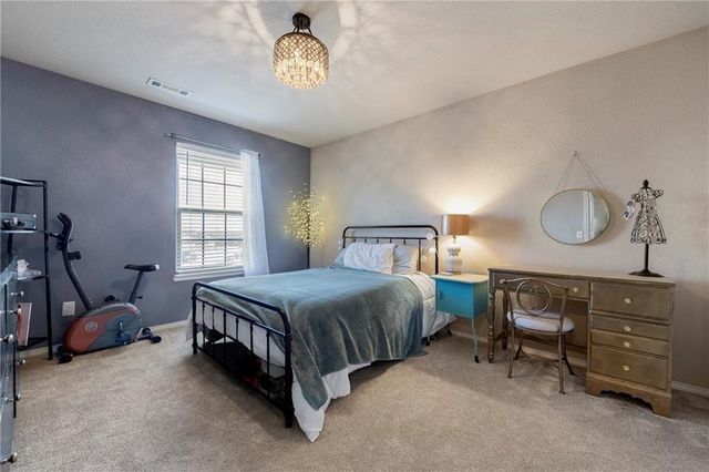 5005 W Bay Court, Rogers, AR 72758