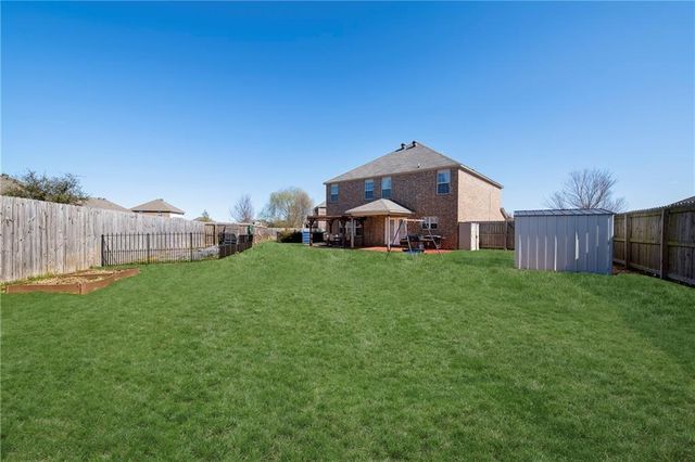 5005 W Bay Court, Rogers, AR 72758