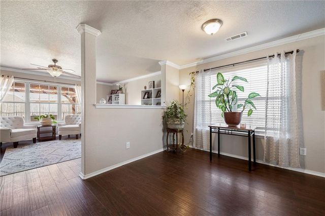 5005 W Bay Court, Rogers, AR 72758