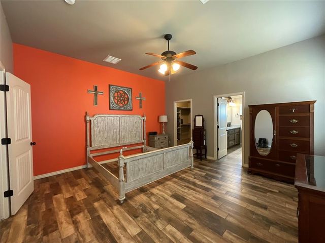 1792 Doc Bar Avenue, Blanchard, OK 73010