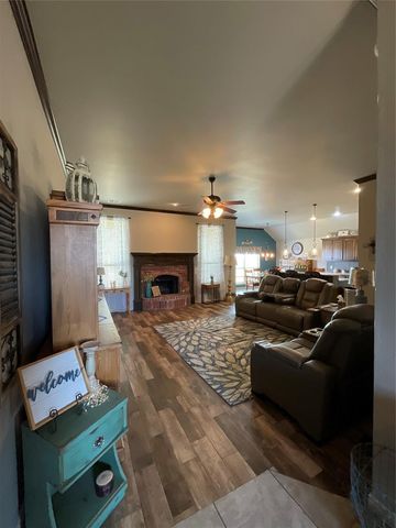 1792 Doc Bar Avenue, Blanchard, OK 73010