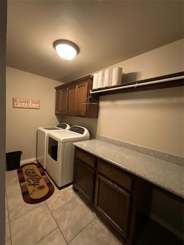 1792 Doc Bar Avenue, Blanchard, OK 73010