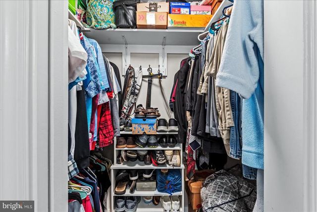 604 STRATFORD CIR, Locust Grove, VA 22508