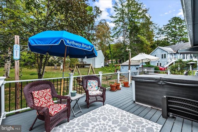 604 STRATFORD CIR, Locust Grove, VA 22508