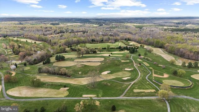 604 STRATFORD CIR, Locust Grove, VA 22508