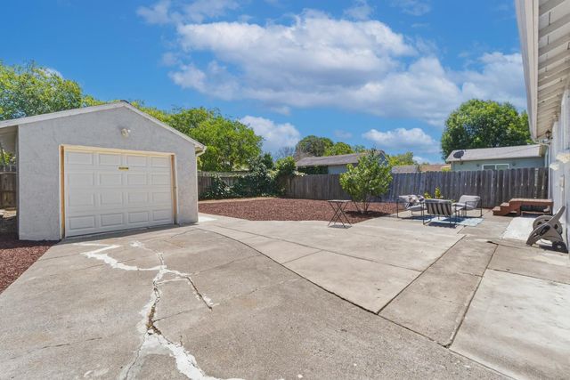 1348 Sevier Avenue, Menlo Park, CA 94025