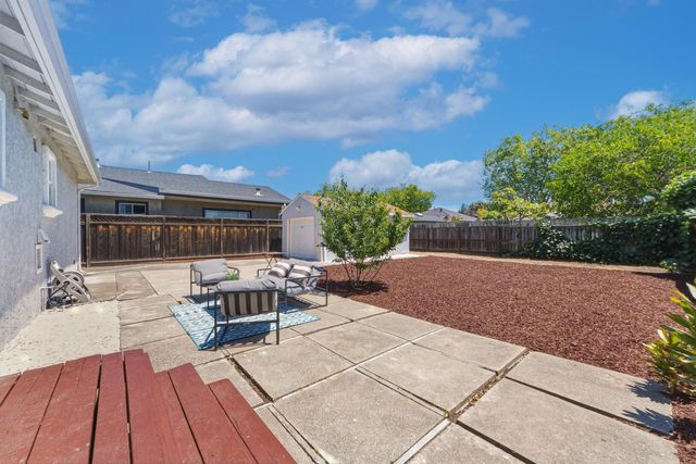 1348 Sevier Avenue, Menlo Park, CA 94025