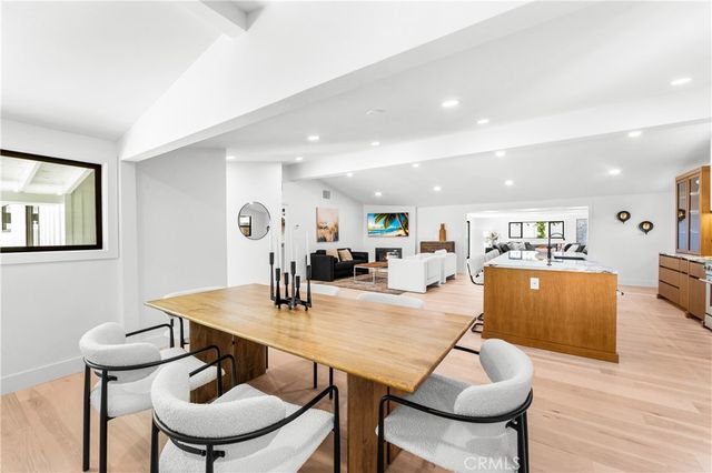 213 Wellesley, Costa Mesa, CA 92626
