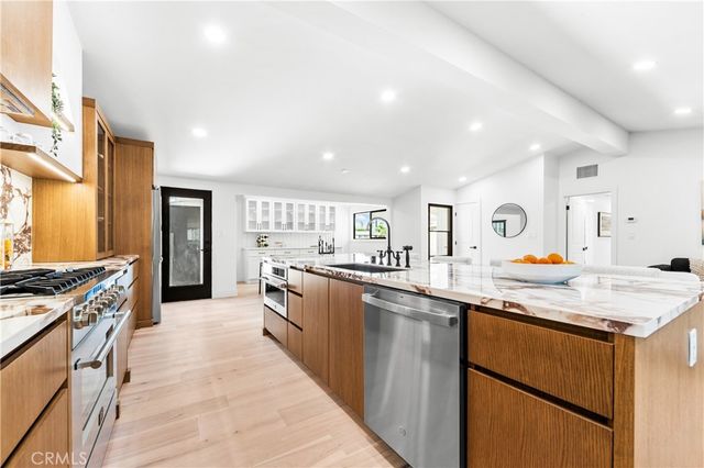 213 Wellesley, Costa Mesa, CA 92626