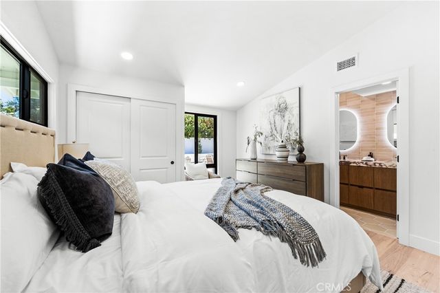 213 Wellesley, Costa Mesa, CA 92626