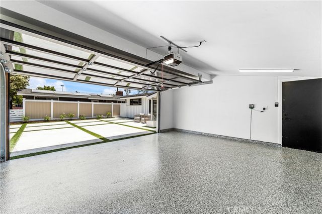 213 Wellesley, Costa Mesa, CA 92626
