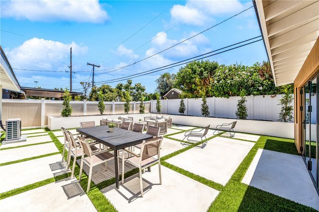 213 Wellesley, Costa Mesa, CA 92626