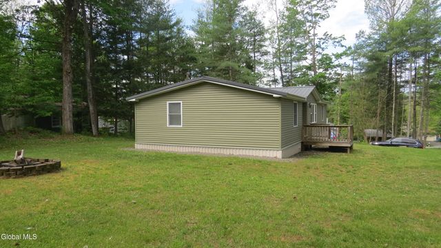 122 Hemlock Terrace, Northville, NY 12134
