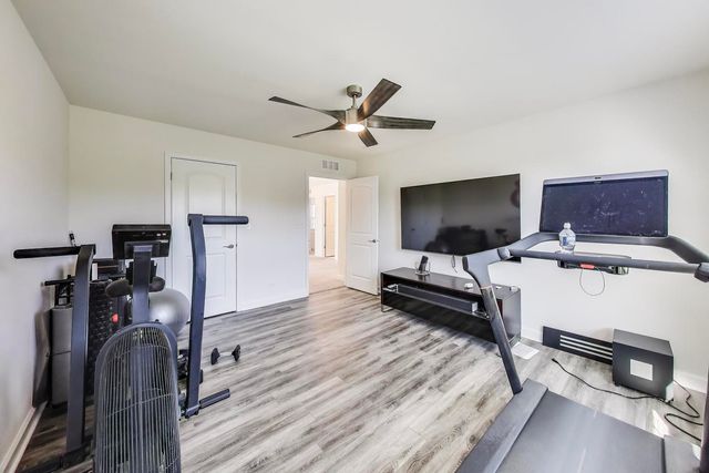 27100 Timber Wood Court, Plainfield, IL 60585