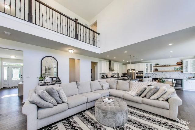 27100 Timber Wood Court, Plainfield, IL 60585