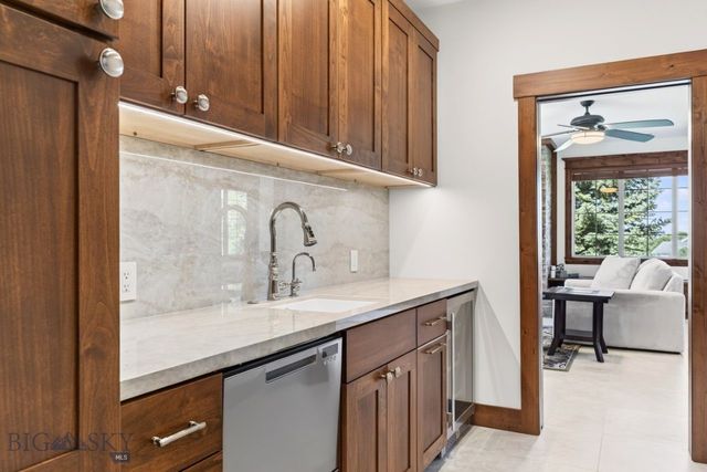 125 Little Wolf Road, Bozeman, MT 59715
