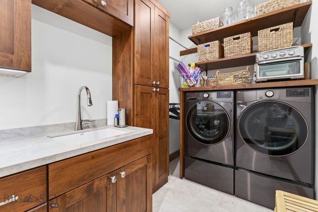 125 Little Wolf Road, Bozeman, MT 59715