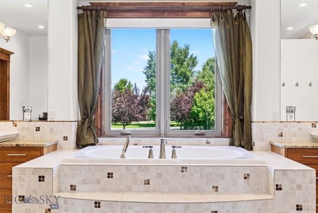 125 Little Wolf Road, Bozeman, MT 59715