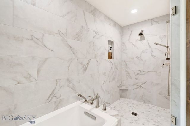 125 Little Wolf Road, Bozeman, MT 59715