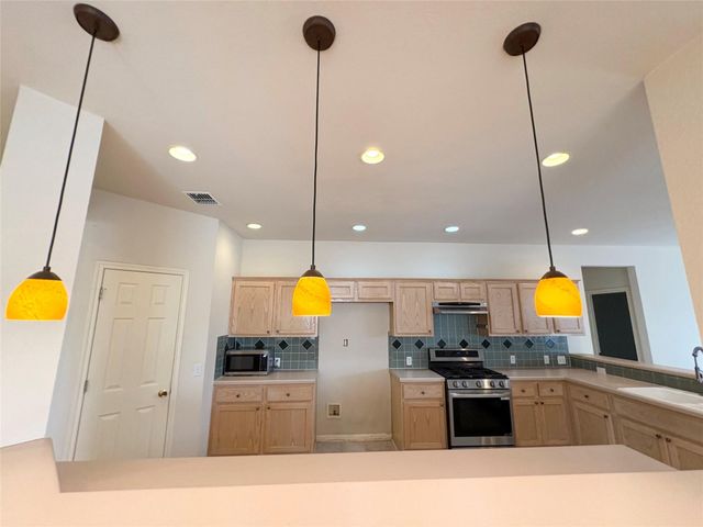 7006 Rambollet TER, Round Rock, TX 78681