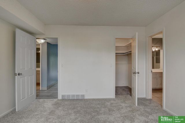 12784 Deauville Dr Apt 304 1-304, Omaha, NE 68137