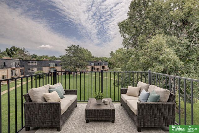 12784 Deauville Dr Apt 304 1-304, Omaha, NE 68137