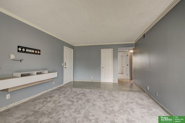 12784 Deauville Dr Apt 304 1-304, Omaha, NE 68137