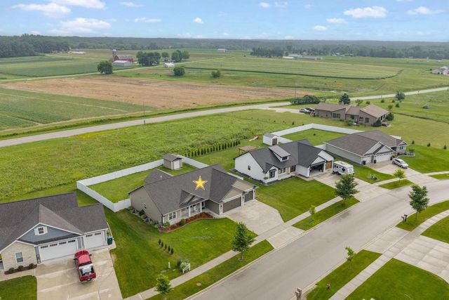 1756 RED OAK STREET, Green Bay, WI 54313