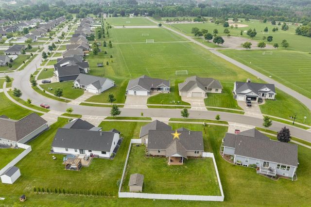 1756 RED OAK STREET, Green Bay, WI 54313