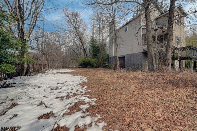 74 Camp Ln, Fairfield Twp., NJ 07004