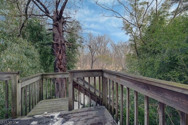 74 Camp Ln, Fairfield Twp., NJ 07004