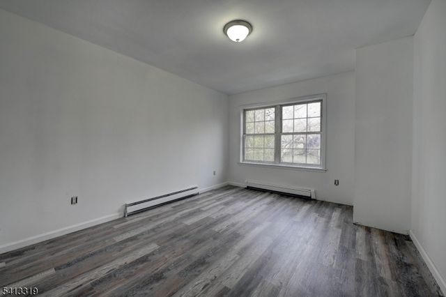 74 Camp Ln, Fairfield Twp., NJ 07004