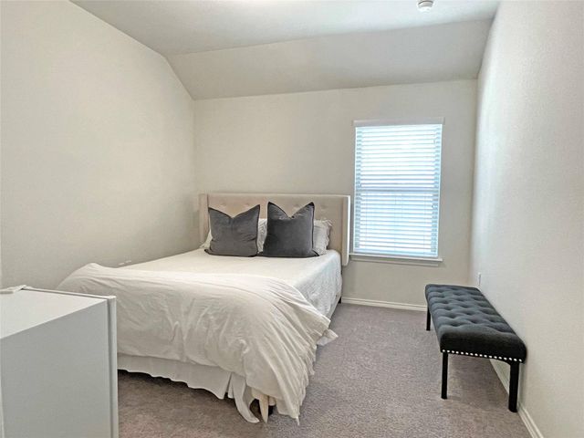 13313 Henneman DR, Pflugerville, TX 78660