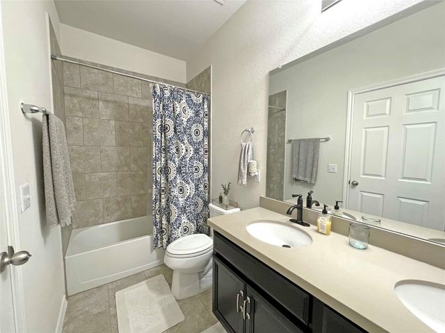 13313 Henneman DR, Pflugerville, TX 78660