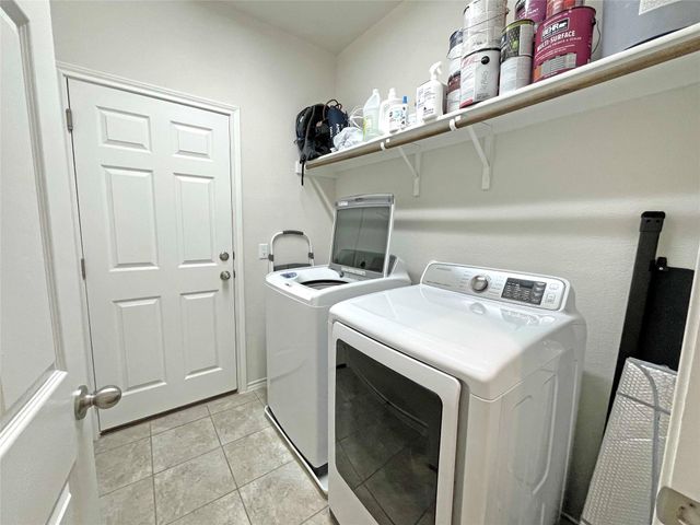 13313 Henneman DR, Pflugerville, TX 78660