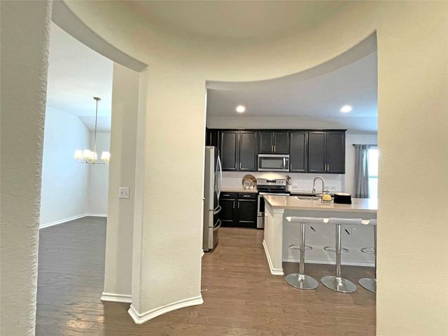 13313 Henneman DR, Pflugerville, TX 78660