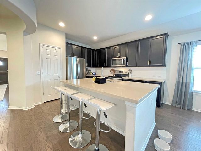 13313 Henneman DR, Pflugerville, TX 78660