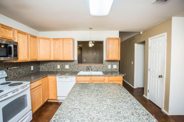 6114 22nd Street, UNIT 2, Lubbock, TX 79407