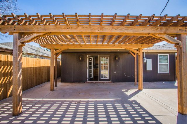 6114 22nd Street, UNIT 2, Lubbock, TX 79407