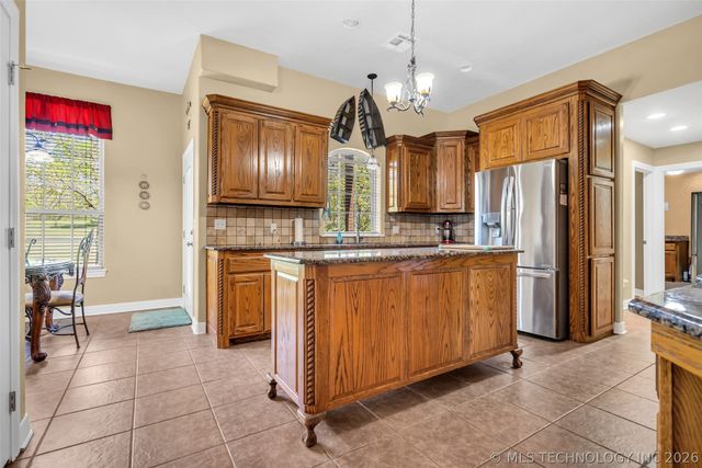 3921 Rolling Hills, Ardmore, OK 73401
