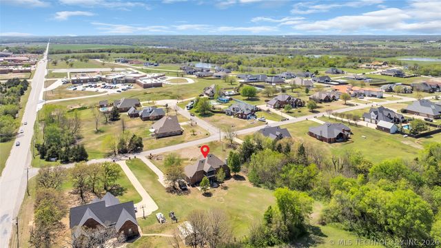 3921 Rolling Hills, Ardmore, OK 73401