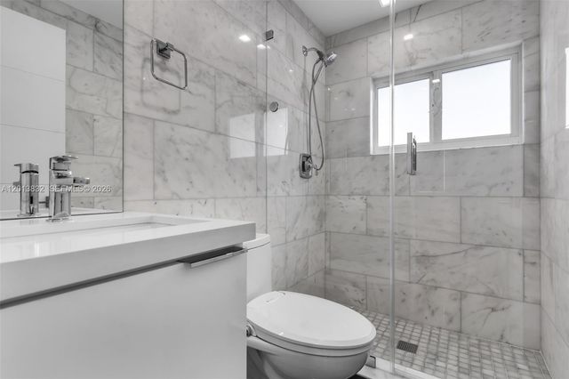 3112 Village Green Dr, Miami, FL 33175