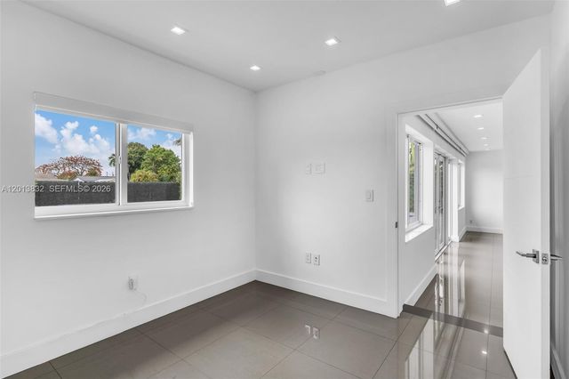 3112 Village Green Dr, Miami, FL 33175