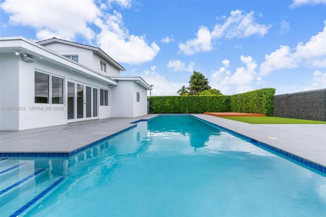 3112 Village Green Dr, Miami, FL 33175