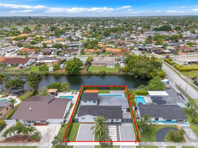 3112 Village Green Dr, Miami, FL 33175