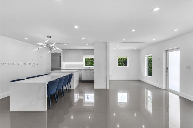 3112 Village Green Dr, Miami, FL 33175