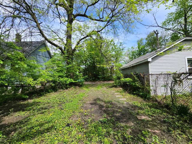 18 W 114th Street, Chicago, IL 60628
