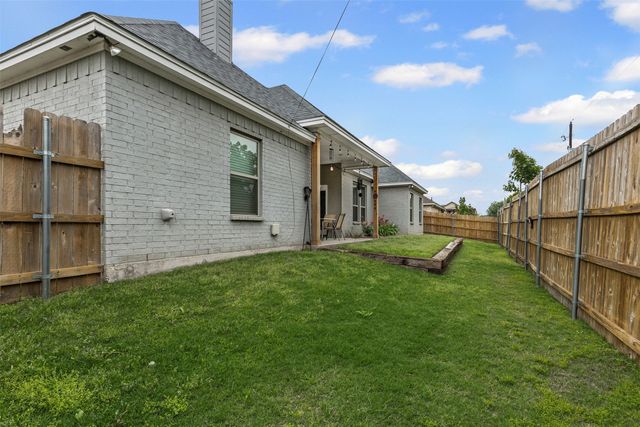 1617 Hawthorne Street, Cleburne, TX 76033