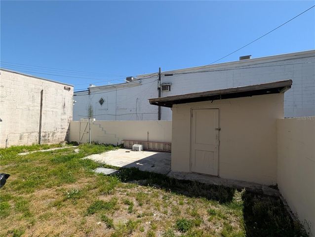 2904 W CHESTNUT STREET 2, Tampa, FL 33607